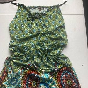 Peachy Girl Hippie Short Romper Size S/M